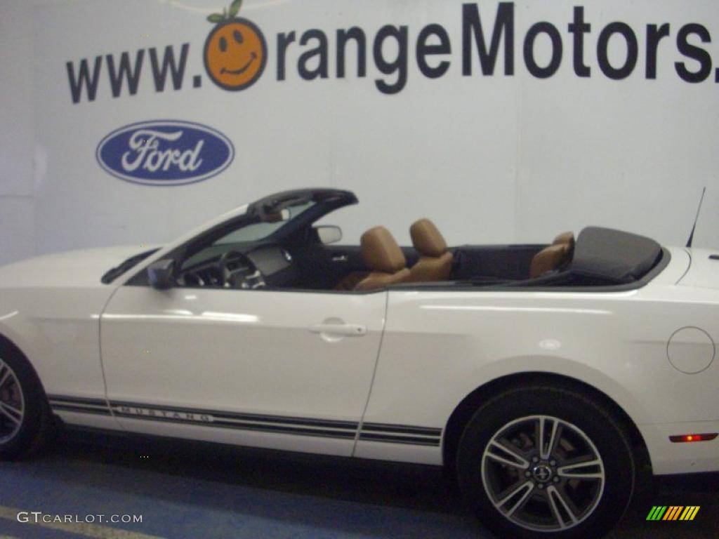 2010 Mustang V6 Convertible - Performance White / Saddle photo #38