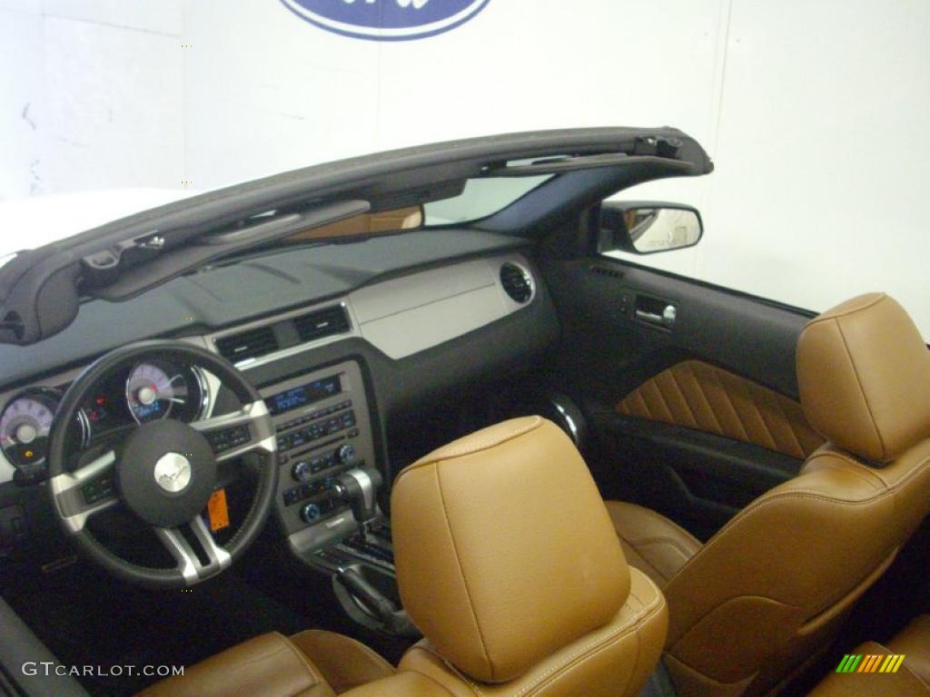 2010 Mustang V6 Convertible - Performance White / Saddle photo #40