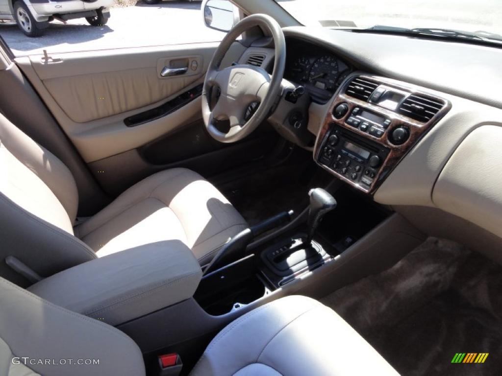 1998 Accord EX V6 Sedan - Taffeta White / Ivory photo #19