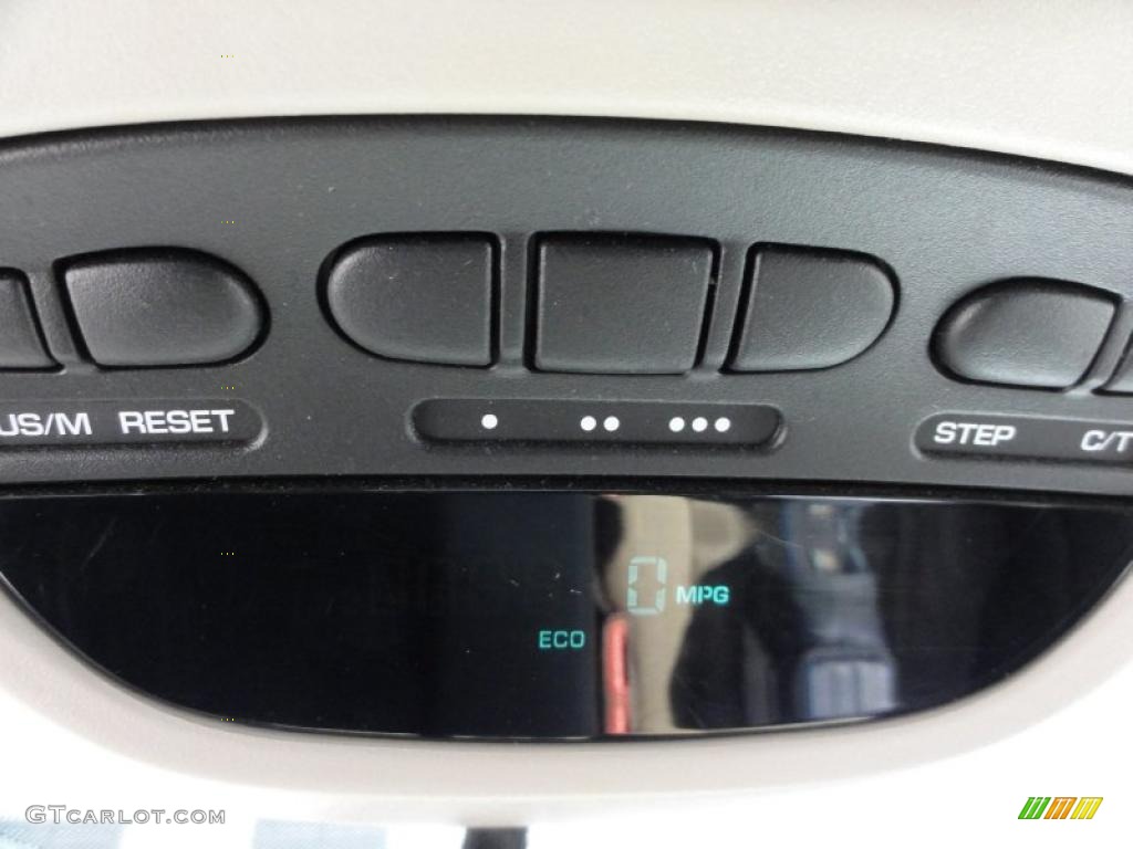 2002 Dodge Durango SLT 4x4 Controls Photo #47250083