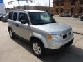 Front 3/4 View of 2009 Element EX AWD