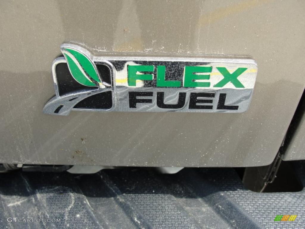 2011 Ford F250 Super Duty XLT Crew Cab Marks and Logos Photo #47253332