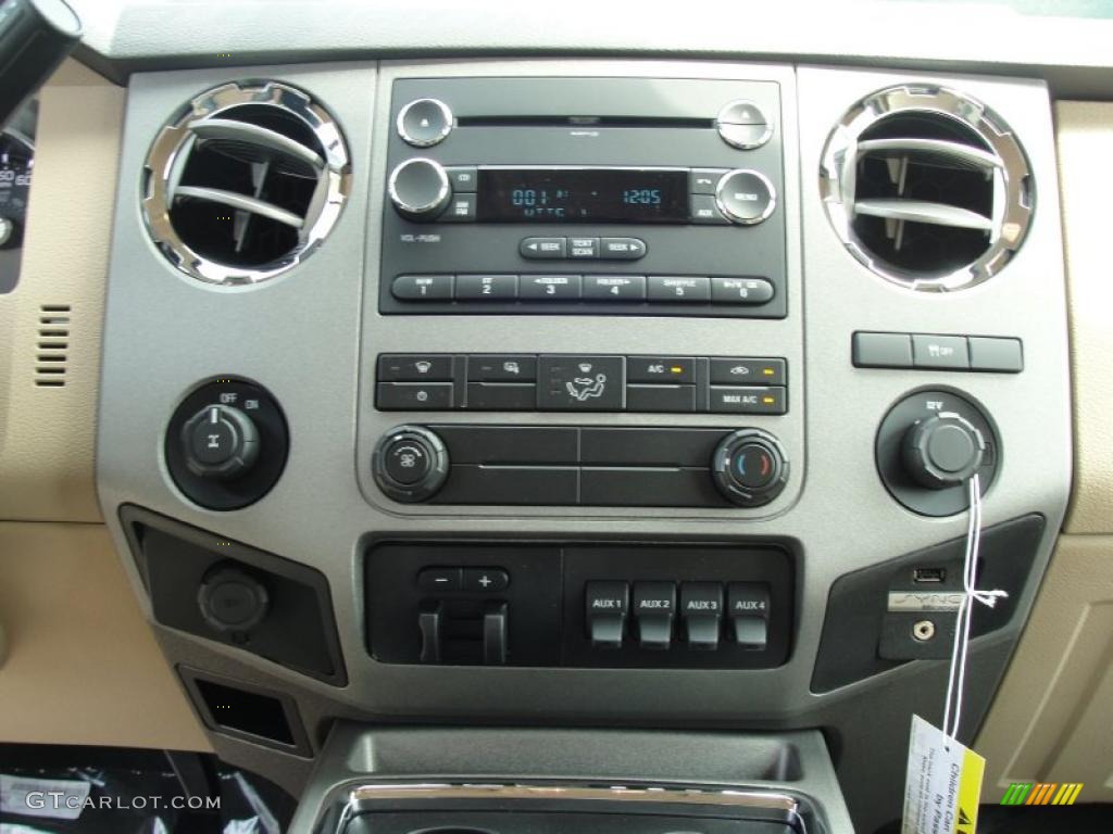 2011 Ford F250 Super Duty XLT Crew Cab Controls Photo #47253467