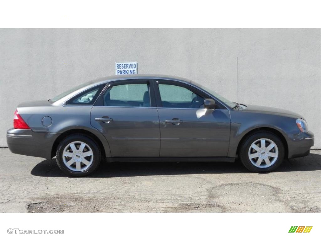 2005 Five Hundred SE - Dark Shadow Grey Metallic / Shale Grey photo #5