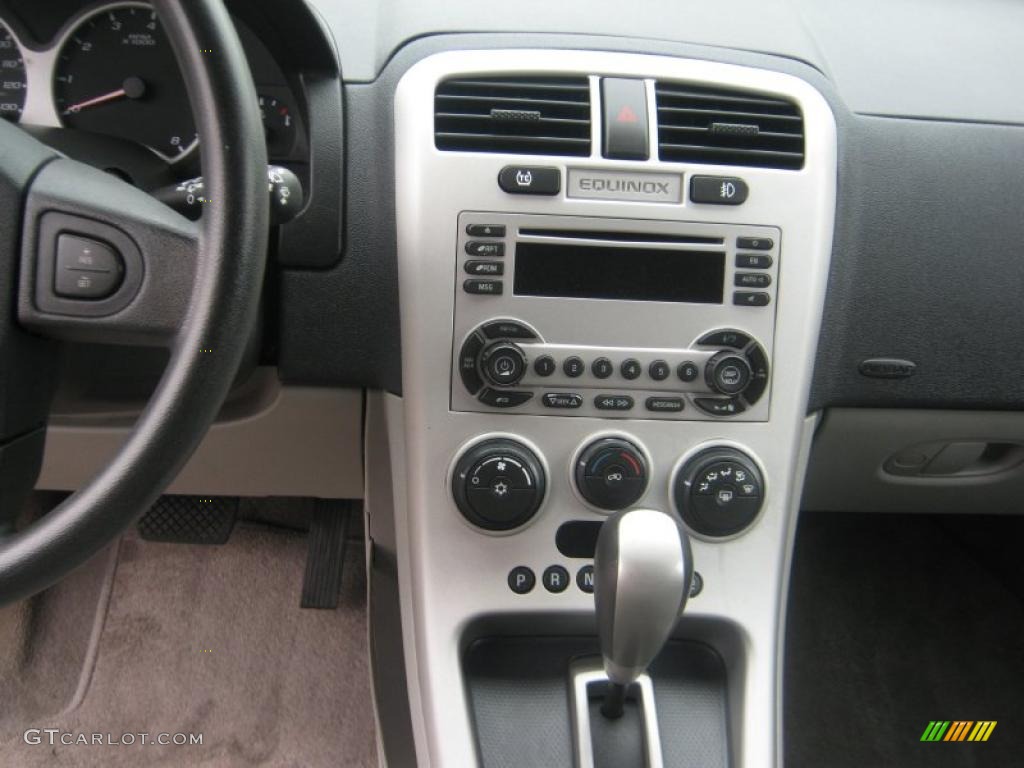 2006 Equinox LT - Salsa Red Metallic / Light Cashmere photo #9