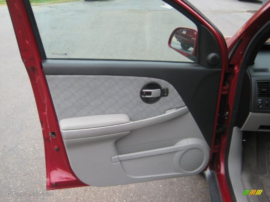 2006 Equinox LT - Salsa Red Metallic / Light Cashmere photo #15