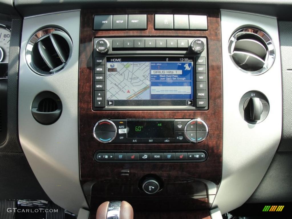 2011 Ford Expedition EL King Ranch Controls Photo #47254784