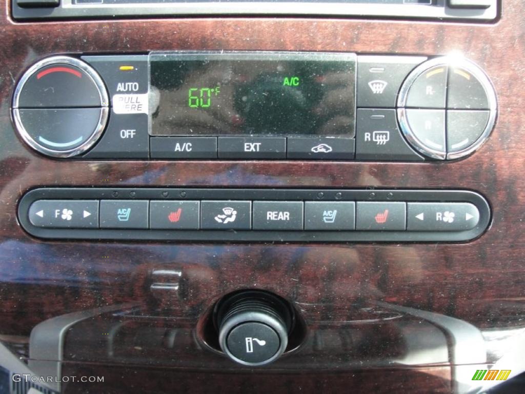 2011 Ford Expedition EL King Ranch Controls Photo #47254826