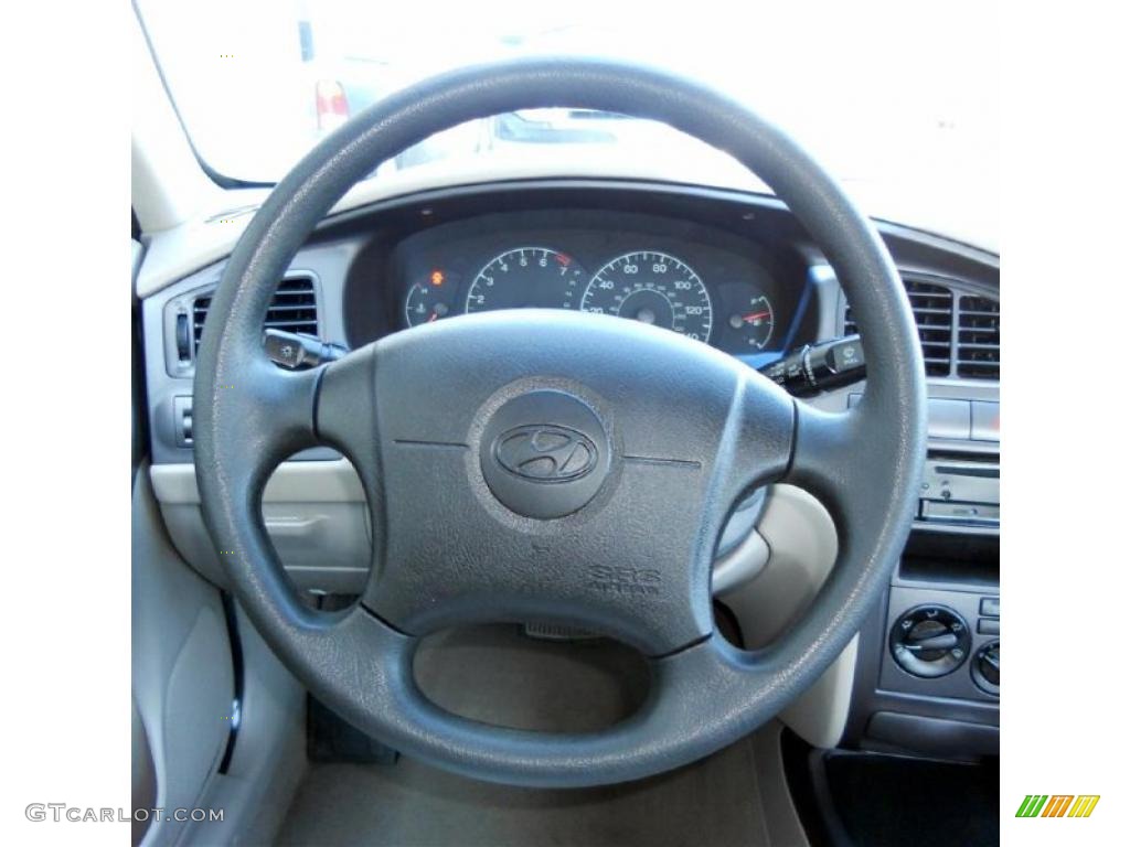 2003 Hyundai Elantra GLS Sedan Beige Steering Wheel Photo #47255018