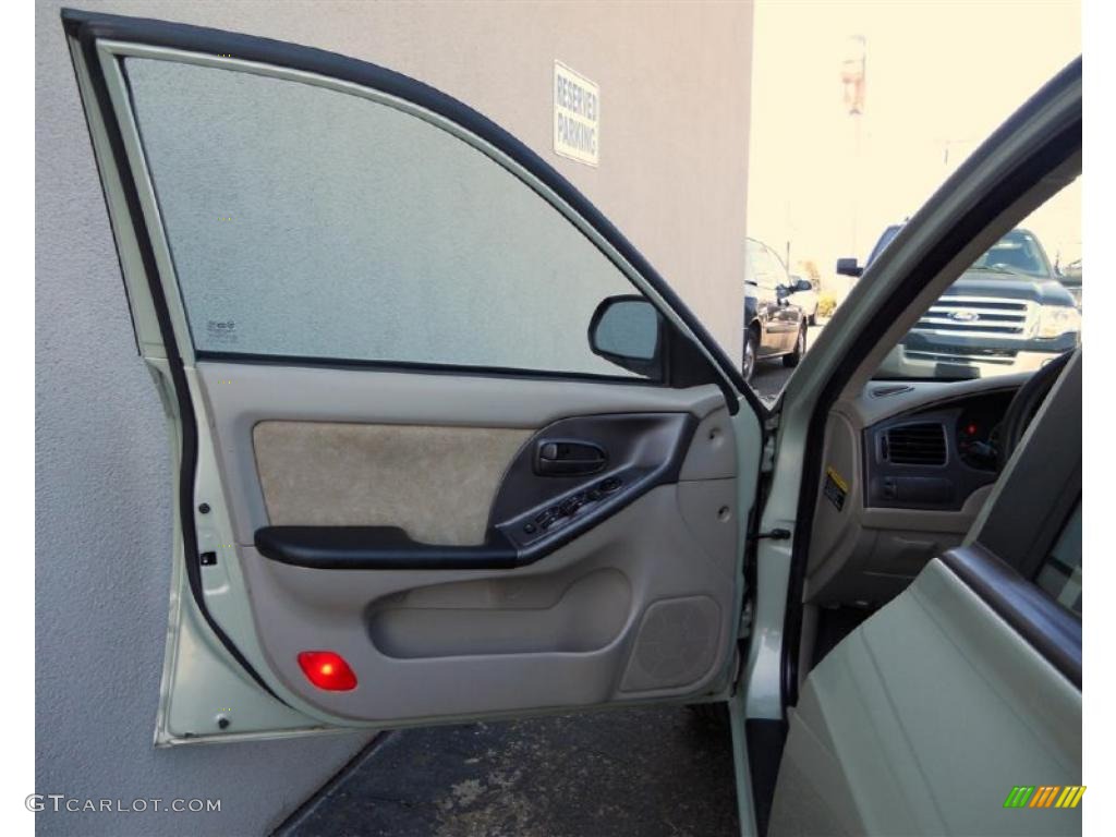 2003 Elantra GLS Sedan - Platinum Green Metallic / Beige photo #17