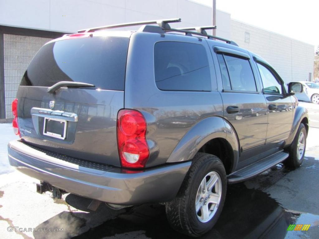 2004 Durango SLT 4x4 - Graphite Metallic / Medium Slate Gray photo #19