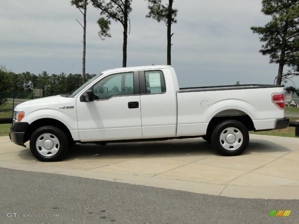 Oxford White 2009 Ford F150 XL SuperCab Exterior Photo #47257385