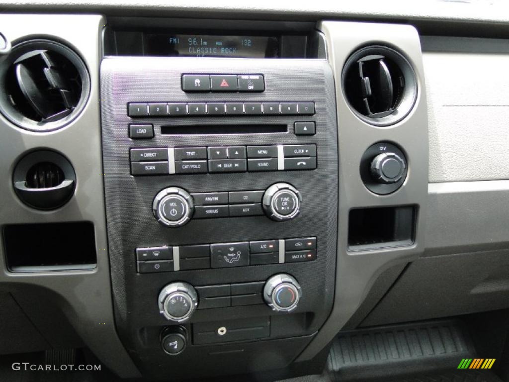 2009 Ford F150 XL SuperCab Controls Photo #47257577