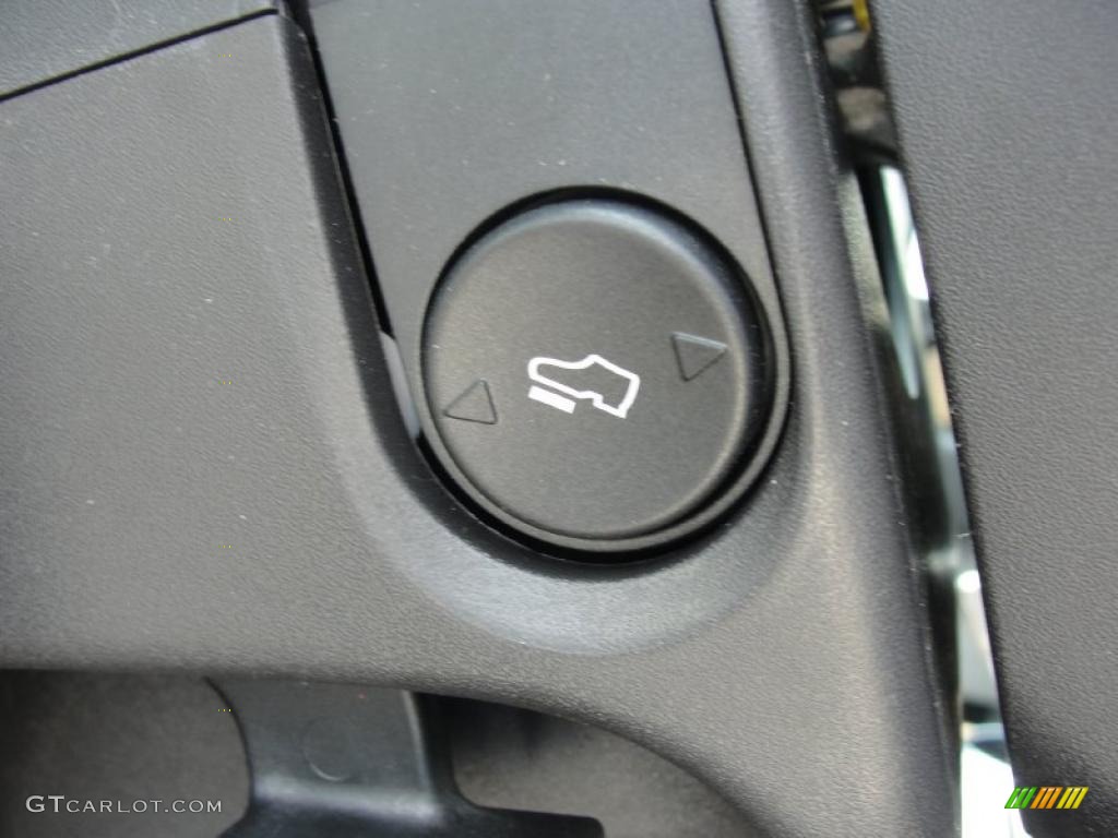 2011 Ford F150 Lariat SuperCrew Controls Photo #47257991