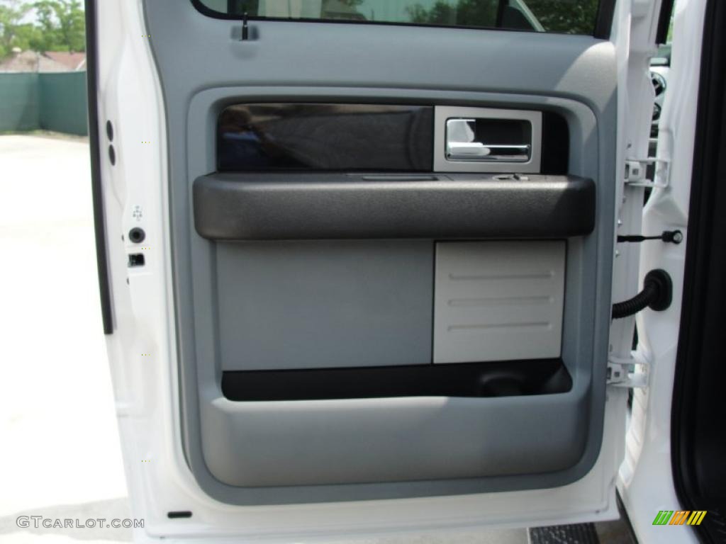 2011 Ford F150 Platinum SuperCrew 4x4 Steel Gray/Black Door Panel Photo #47258345