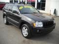 2005 Black Jeep Grand Cherokee Laredo 4x4  photo #20