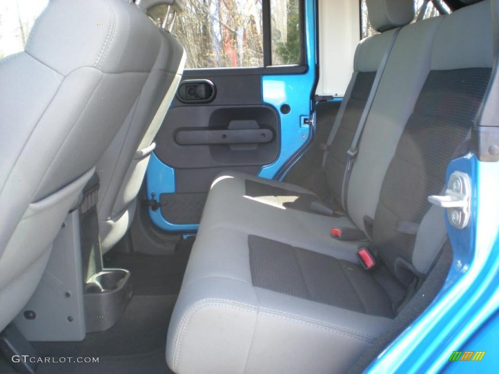 2010 Wrangler Unlimited Sahara 4x4 - Surf Blue Pearl / Dark Slate Gray/Medium Slate Gray photo #10