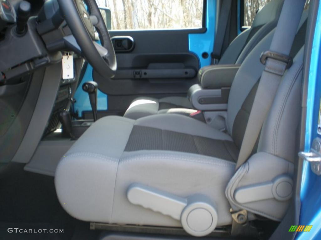 2010 Wrangler Unlimited Sahara 4x4 - Surf Blue Pearl / Dark Slate Gray/Medium Slate Gray photo #13