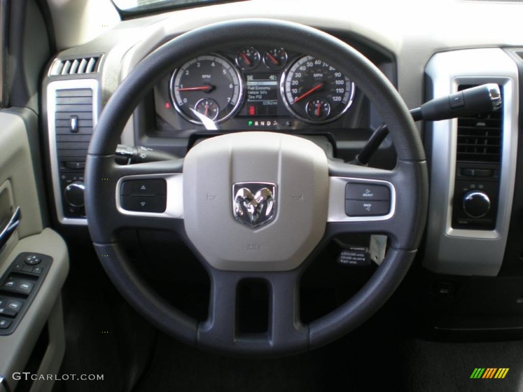 2010 Ram 1500 SLT Quad Cab 4x4 - Brilliant Black Crystal Pearl / Dark Slate/Medium Graystone photo #12