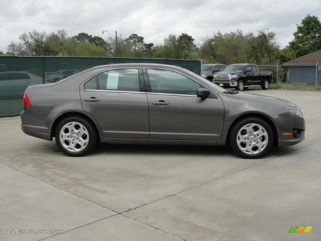 2011 Fusion SE - Sterling Grey Metallic / Charcoal Black photo #2