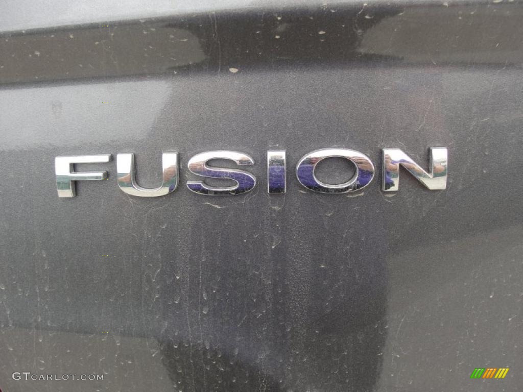 2011 Fusion SE - Sterling Grey Metallic / Charcoal Black photo #15