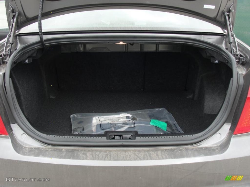 2011 Fusion SE - Sterling Grey Metallic / Charcoal Black photo #17