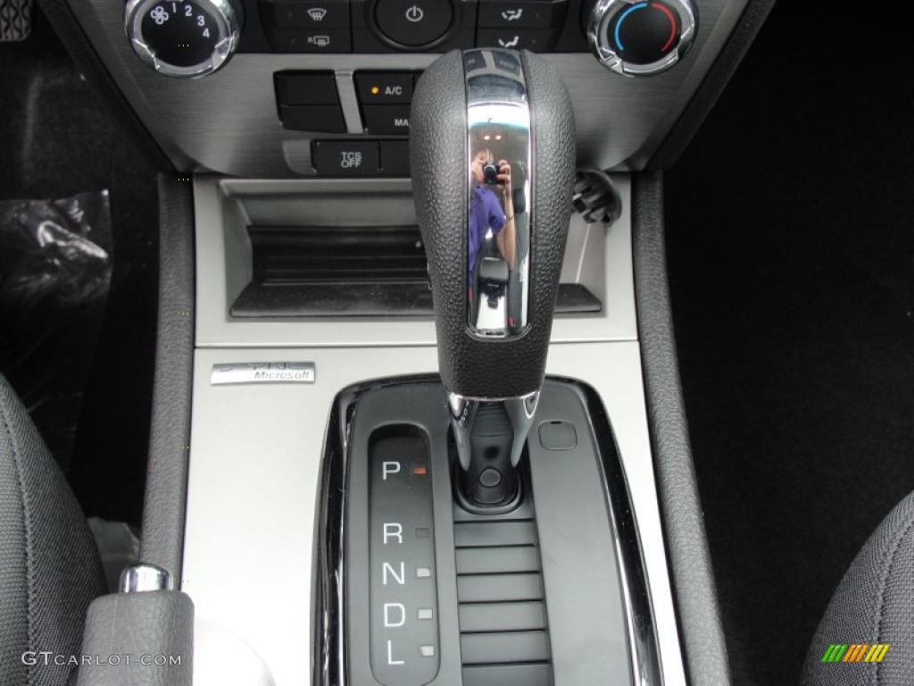 2011 Fusion SE - Sterling Grey Metallic / Charcoal Black photo #32