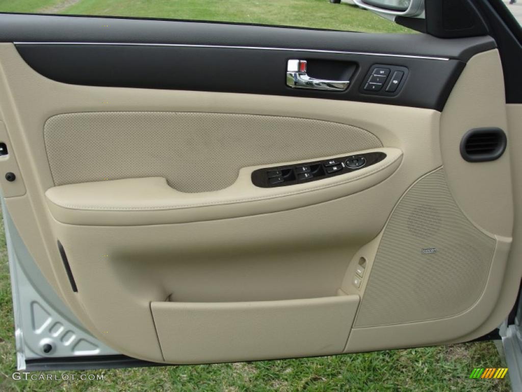 2011 Hyundai Genesis 4.6 Sedan Cashmere Door Panel Photo #47262263