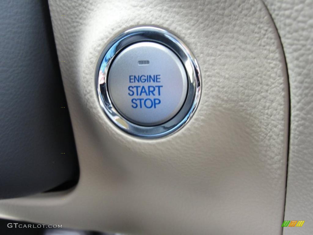 2011 Hyundai Genesis 4.6 Sedan Controls Photo #47262449