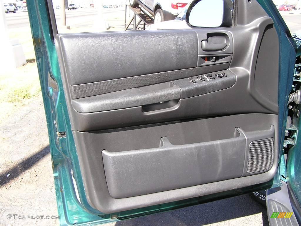 2003 Durango SXT 4x4 - Timberline Green Pearlcoat / Dark Slate Gray photo #11
