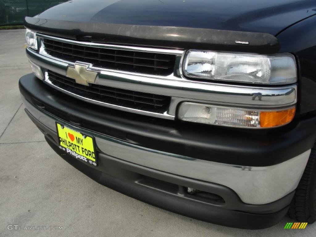 2005 Suburban 1500 LS - Dark Blue Metallic / Gray/Dark Charcoal photo #11