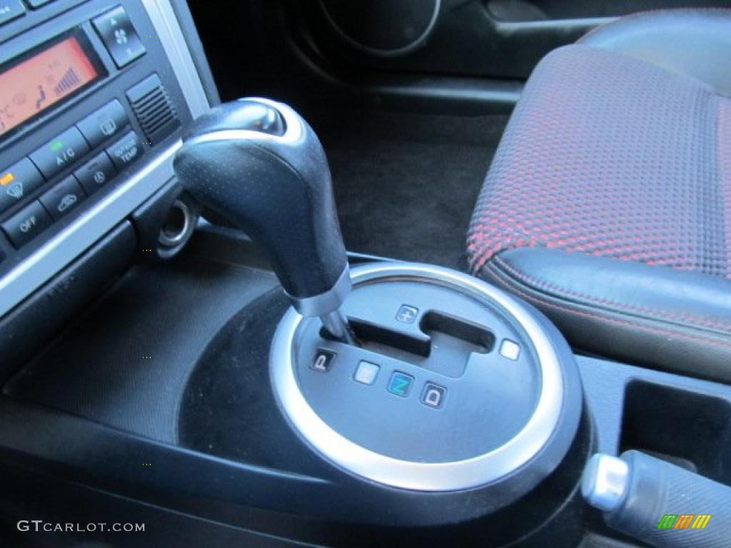 2005 Hyundai Tiburon GT Transmission Photos