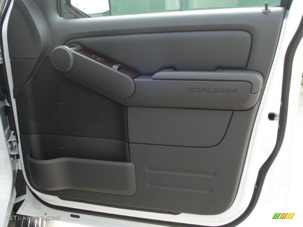 2010 Ford Explorer Limited Black Door Panel Photo #47266727