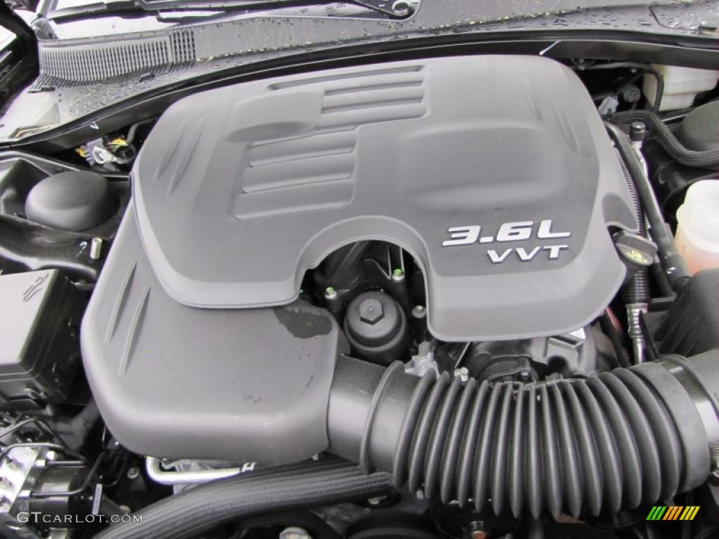 2011 Dodge Charger SE 3.6 Liter DOHC 24-Valve VVT Pentastar V6 Engine Photo #47267393
