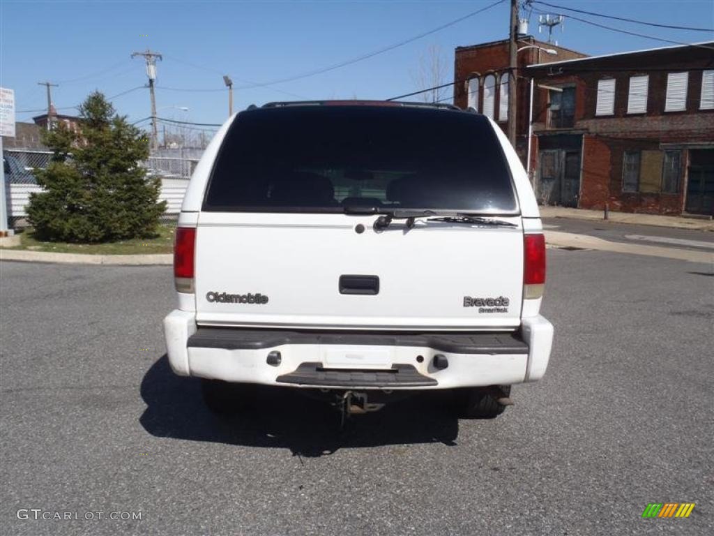 2000 Bravada AWD - Arctic White / Graphite photo #6