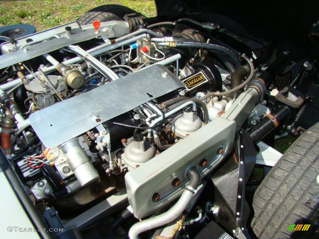 1974 Jaguar XKE Series III 5.3 Liter SOHC 24-Valve V12 Engine Photo #47268971