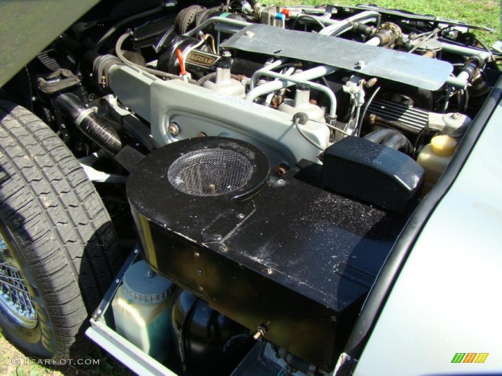 1974 Jaguar XKE Series III 5.3 Liter SOHC 24-Valve V12 Engine Photo #47269007