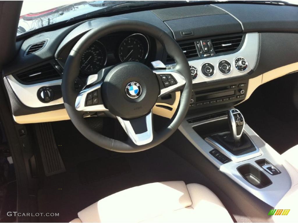 2011 BMW Z4 sDrive35i Roadster Beige Dashboard Photo #47270930