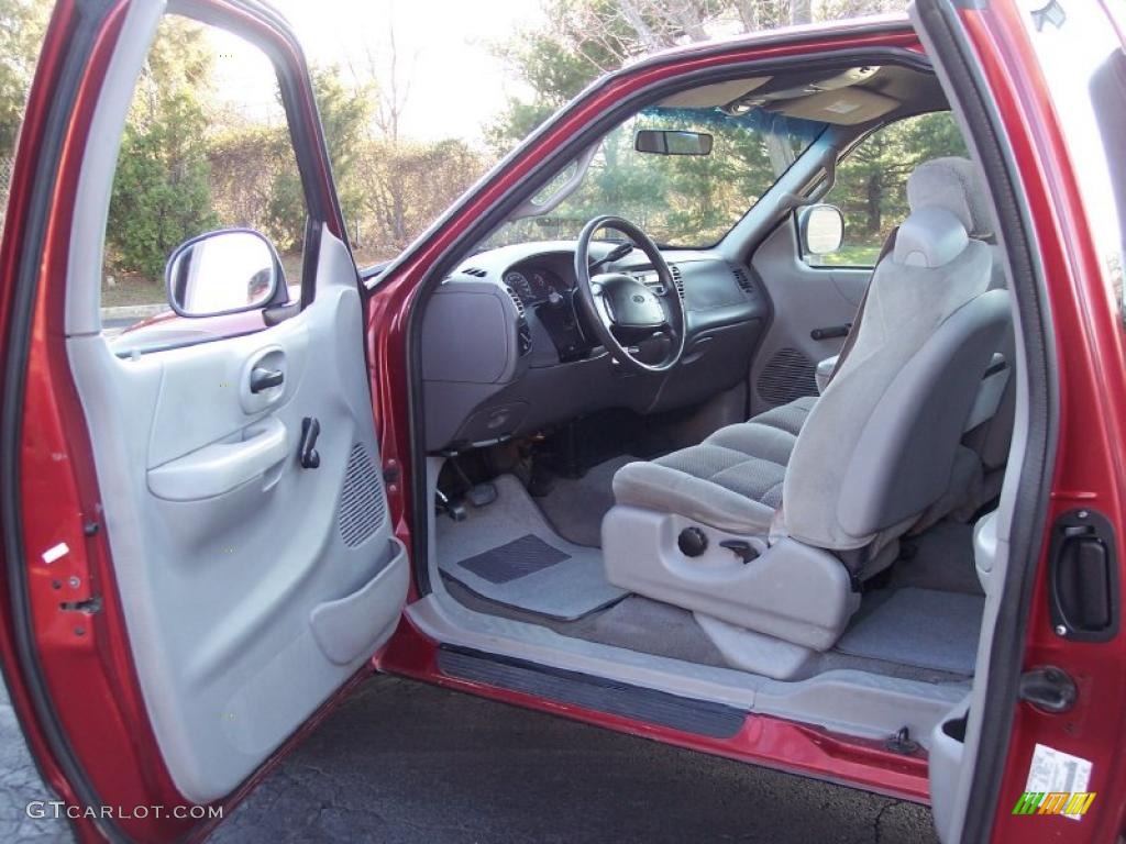 Medium Graphite Interior 2002 Ford F150 XL SuperCab Photo #47270996
