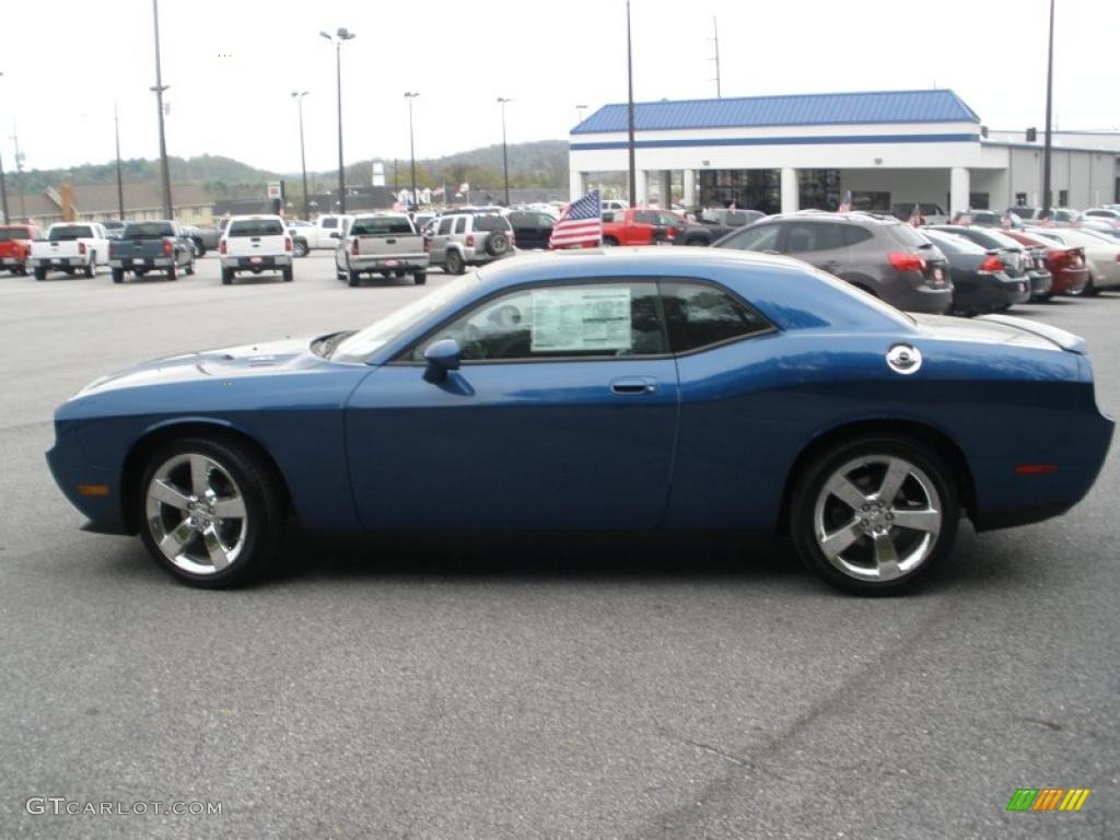 2009 Challenger R/T - Deep Water Blue Pearl Coat / Dark Slate Gray photo #6