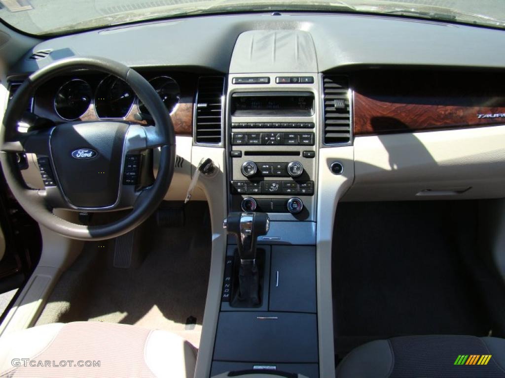 2010 Ford Taurus SEL Light Stone Dashboard Photo #47275154