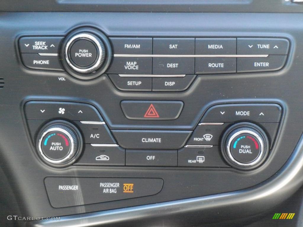 2011 Kia Optima LX Controls Photo #47275325