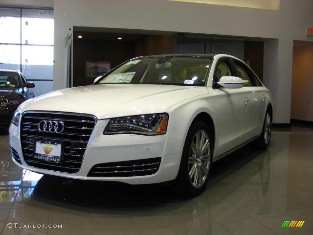 Ibis White Audi A8