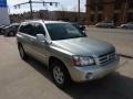 2005 Millenium Silver Metallic Toyota Highlander 4WD  photo #6