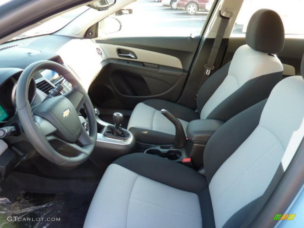 2011 Chevrolet Cruze LS interior Photo #47281023