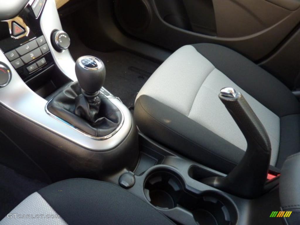 2011 Chevrolet Cruze Ls 6 Speed Manual Transmission Photo