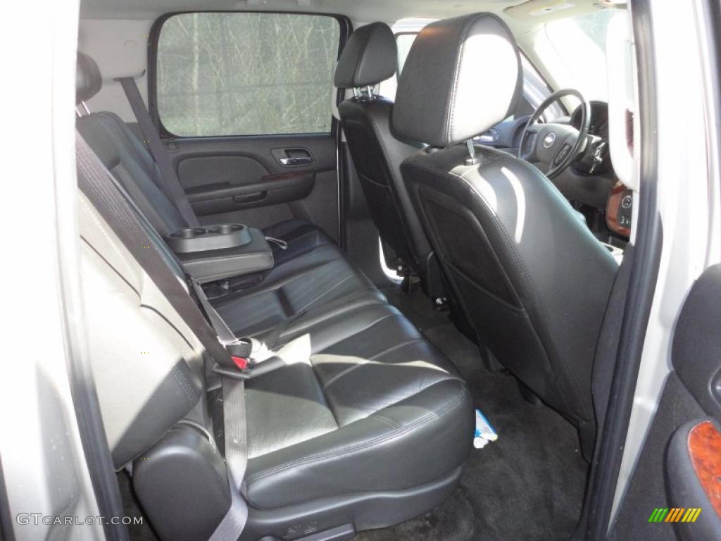 2007 Suburban 1500 LTZ 4x4 - Silver Birch Metallic / Ebony photo #10