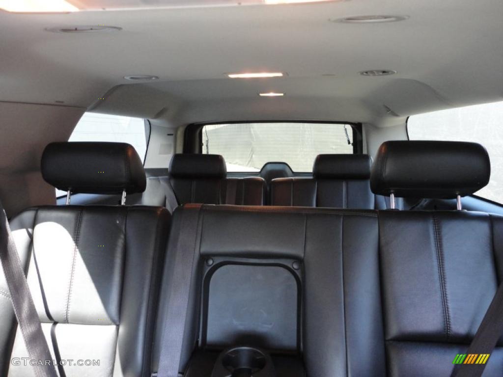 2007 Suburban 1500 LTZ 4x4 - Silver Birch Metallic / Ebony photo #12