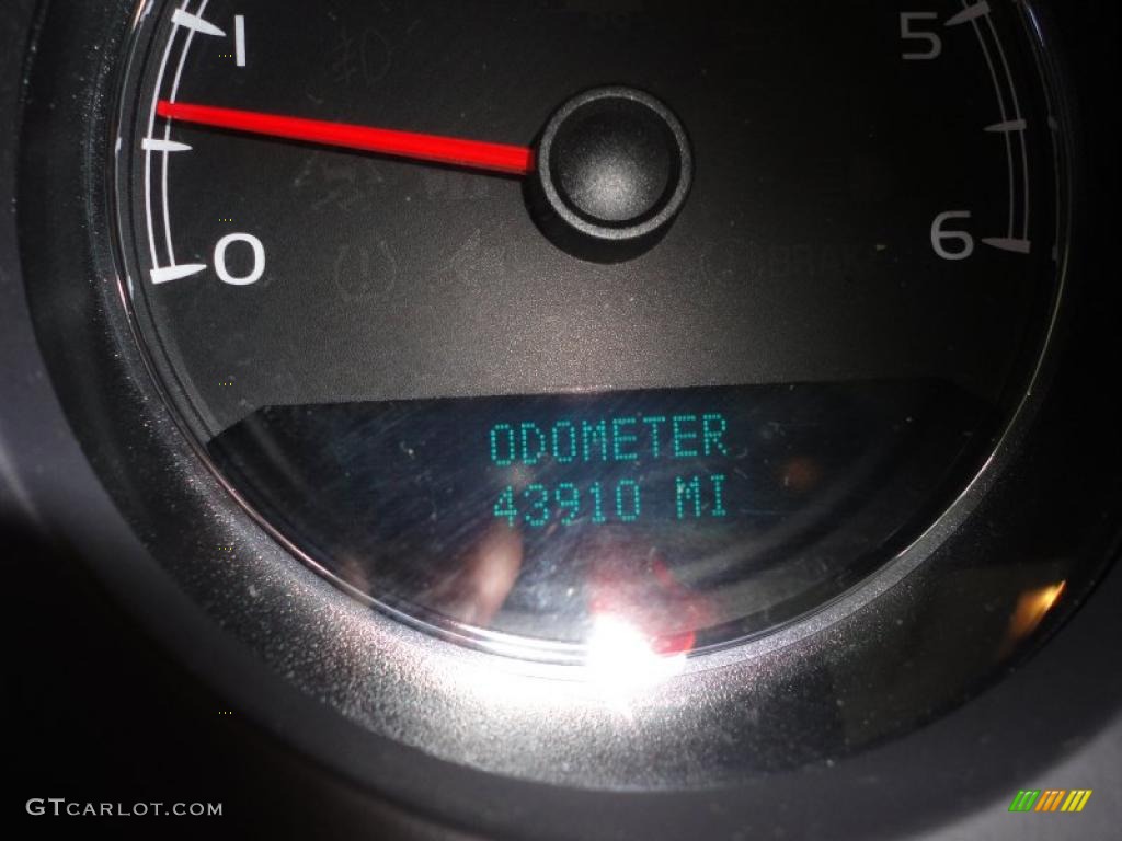 2007 Suburban 1500 LTZ 4x4 - Silver Birch Metallic / Ebony photo #13