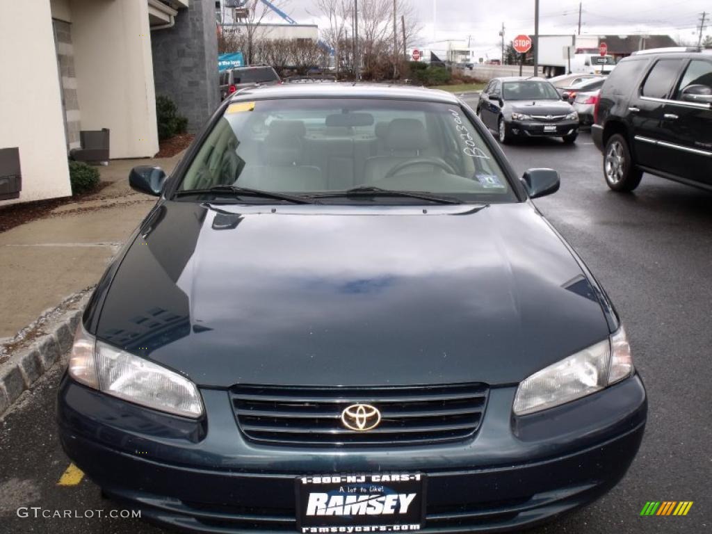 1997 Camry XLE - Classic Green Pearl / Beige photo #8